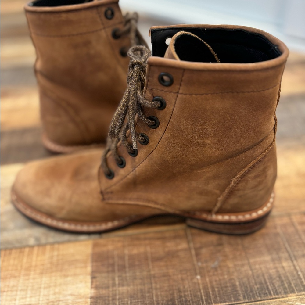 Women’s Nisolo Amalia Brown Leather Boots - Picture 5 of 7